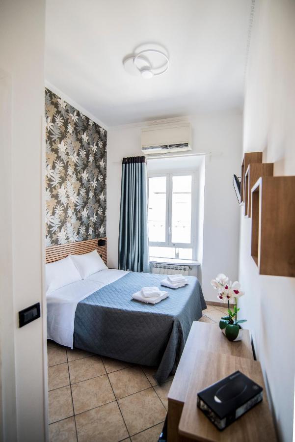 Hotel Dell'Urbe Roma Esterno foto