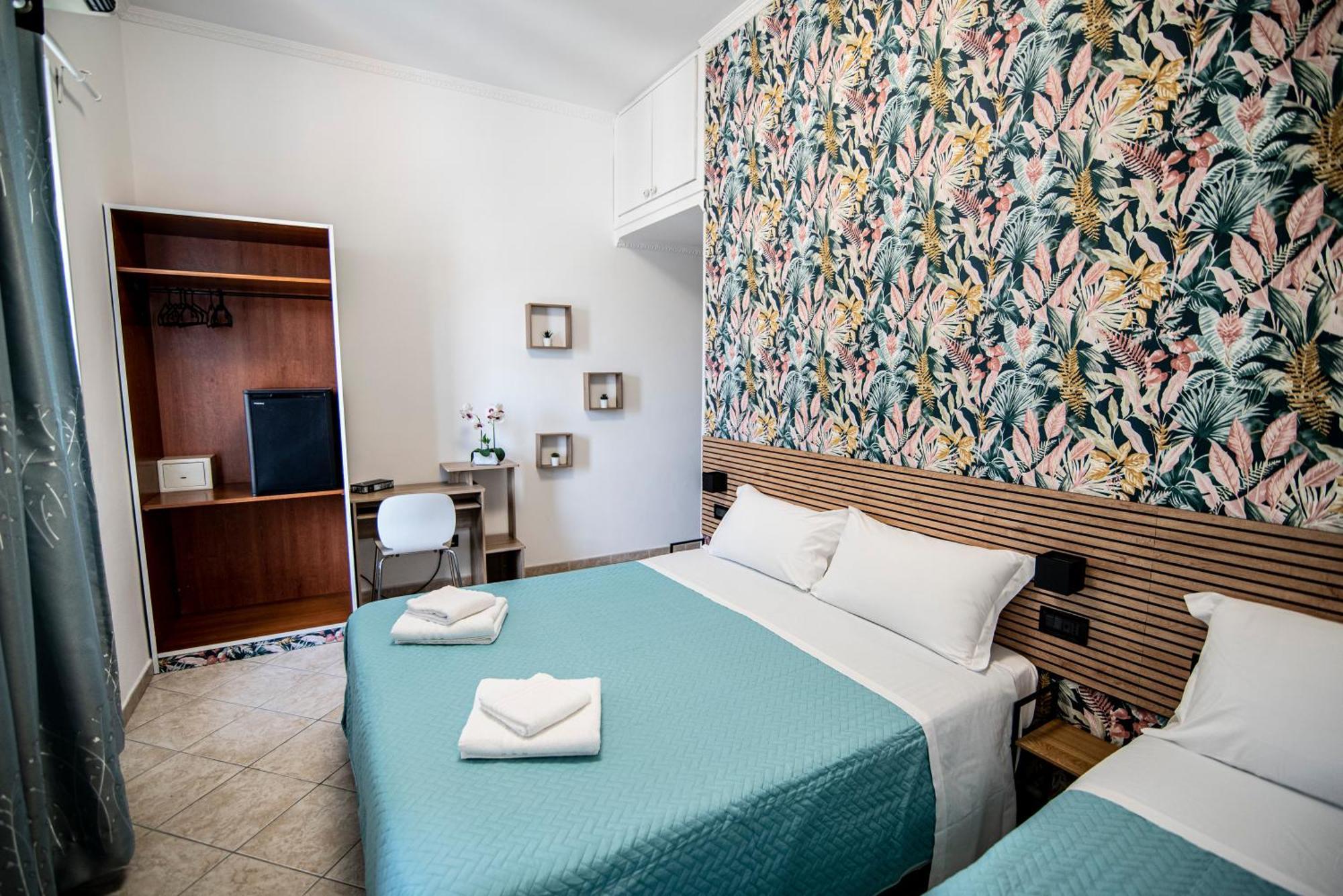 Hotel Dell'Urbe Roma Esterno foto