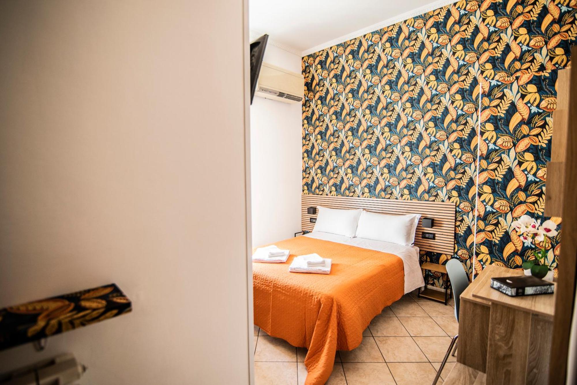 Hotel Dell'Urbe Roma Esterno foto